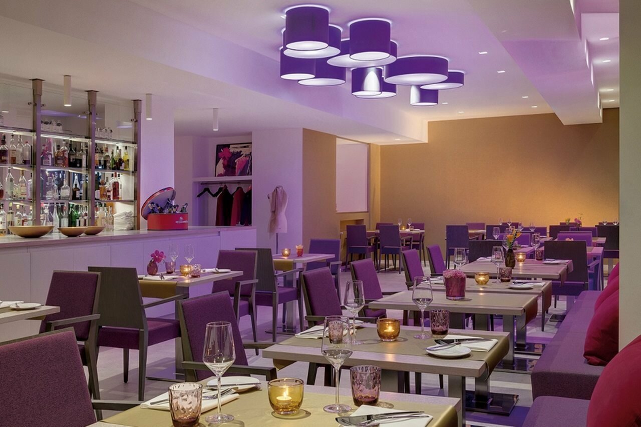 Фото Hotel Indigo - Dusseldorf - Victoriaplatz