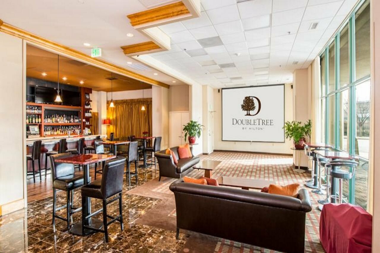 Фото Inn at the Colonnade Baltimore - a DoubleTree by Hilton