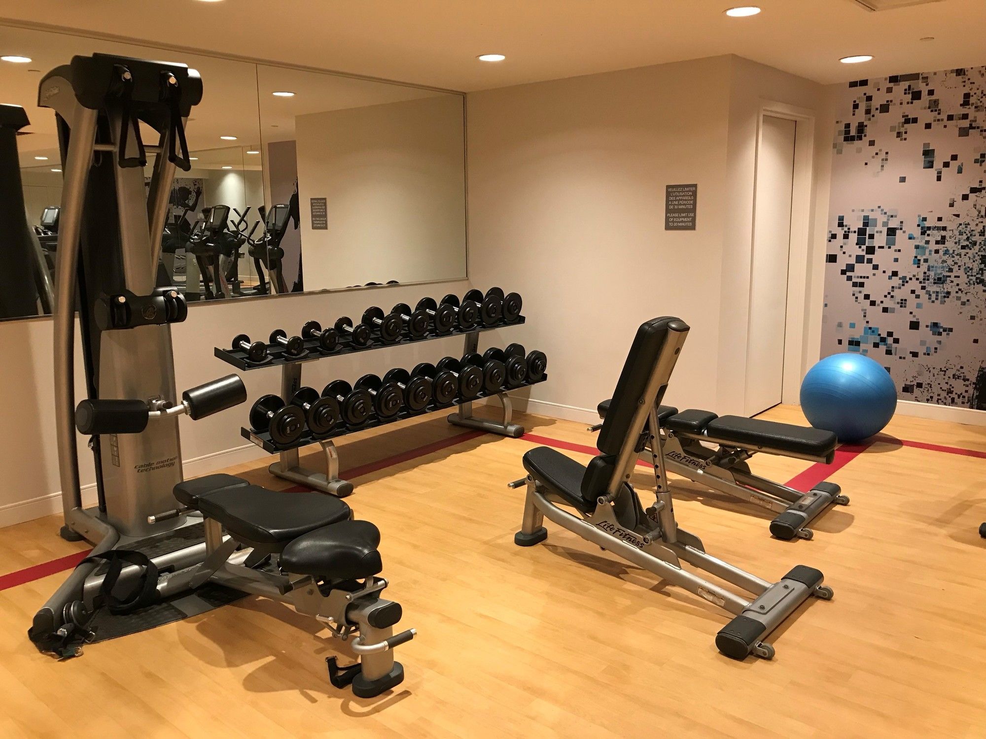 Фото Sheraton Laval Hotel