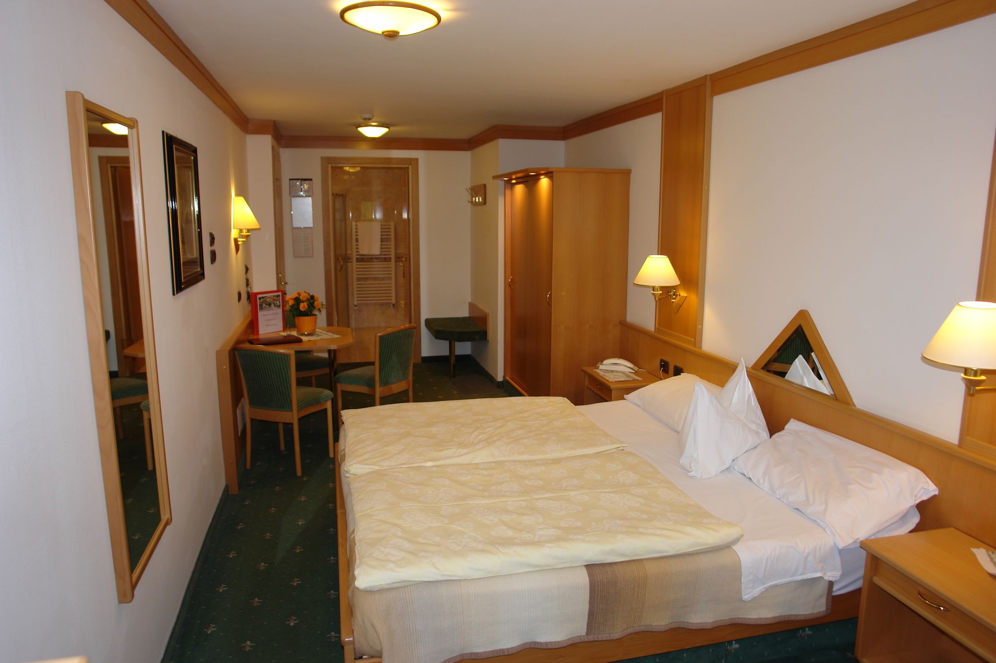 Фото Hotel Cesa Tyrol