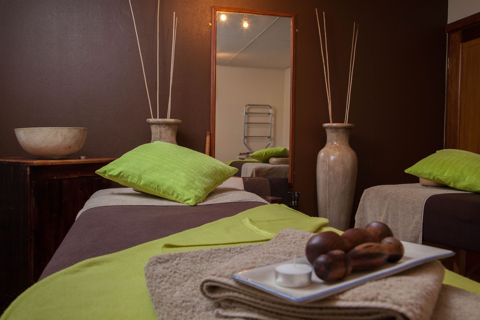 Фото The Wilderness Hotel