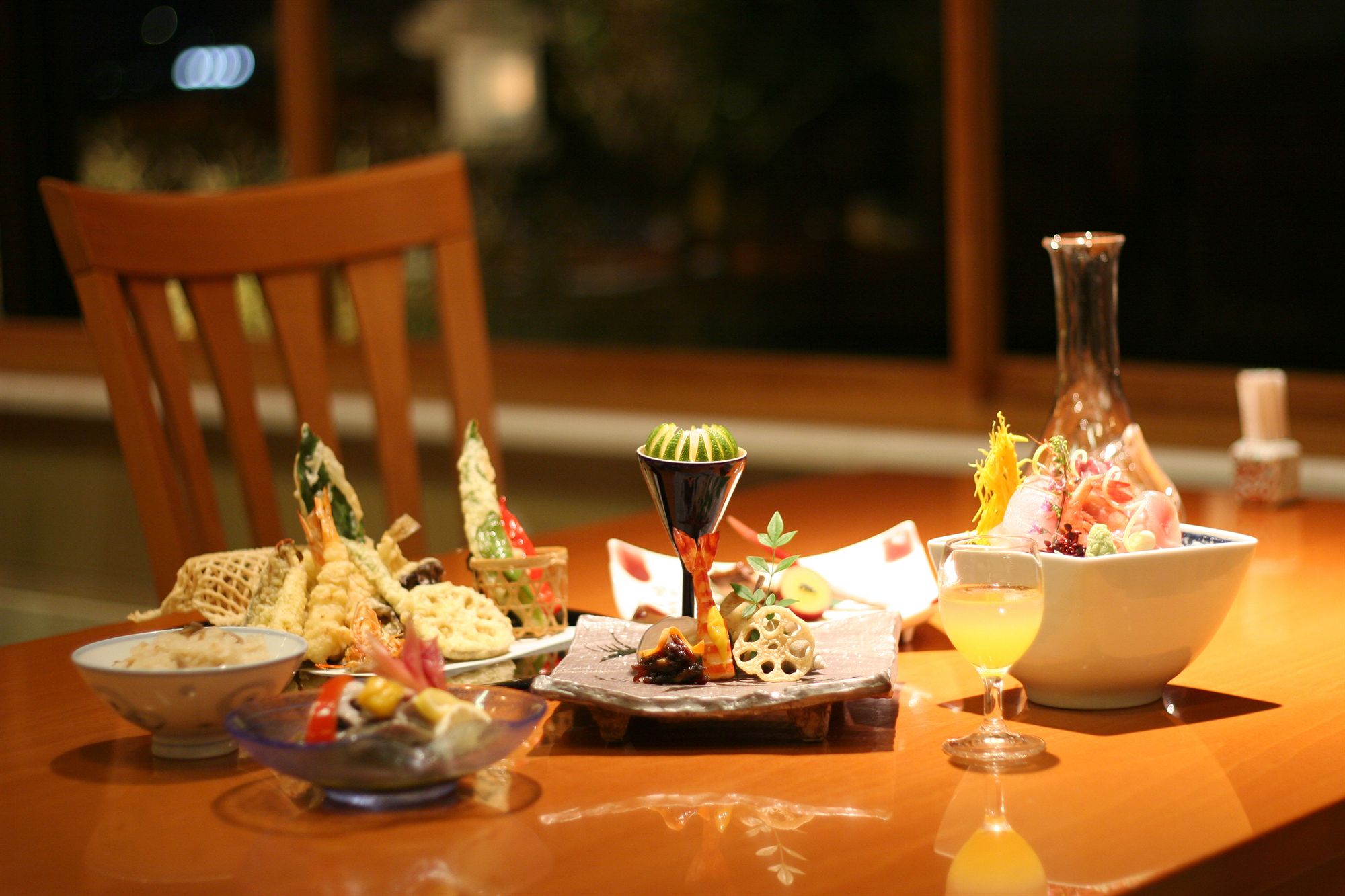 Фото Kanazawa Tokyu Hotel