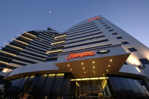 Внешний вид отеля Hampton by Hilton Bursa в Османгазях, фото 3