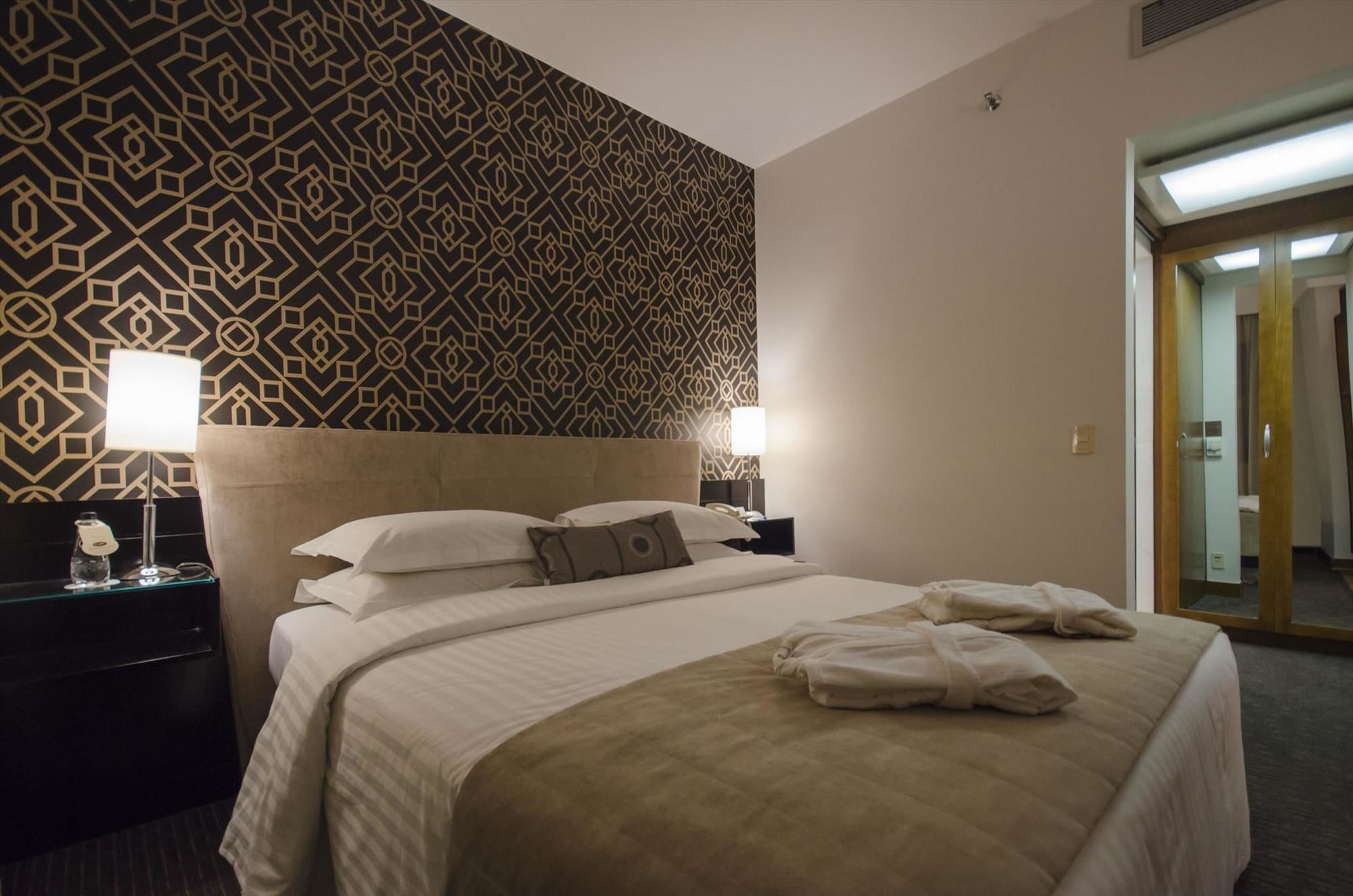 Фото Estanplaza Funchal - Faria Lima