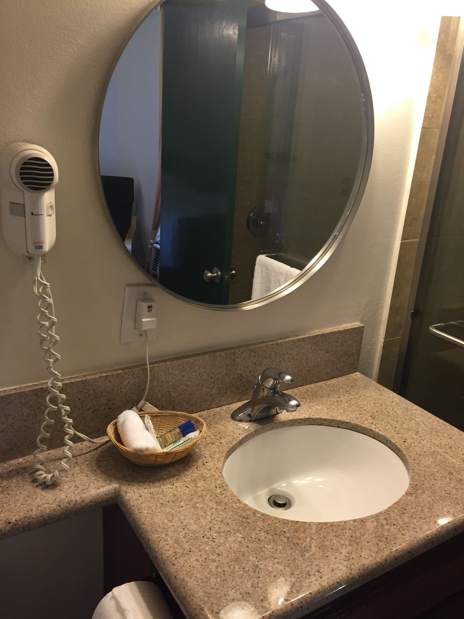 Фото Park Plaza Lodge Hotel