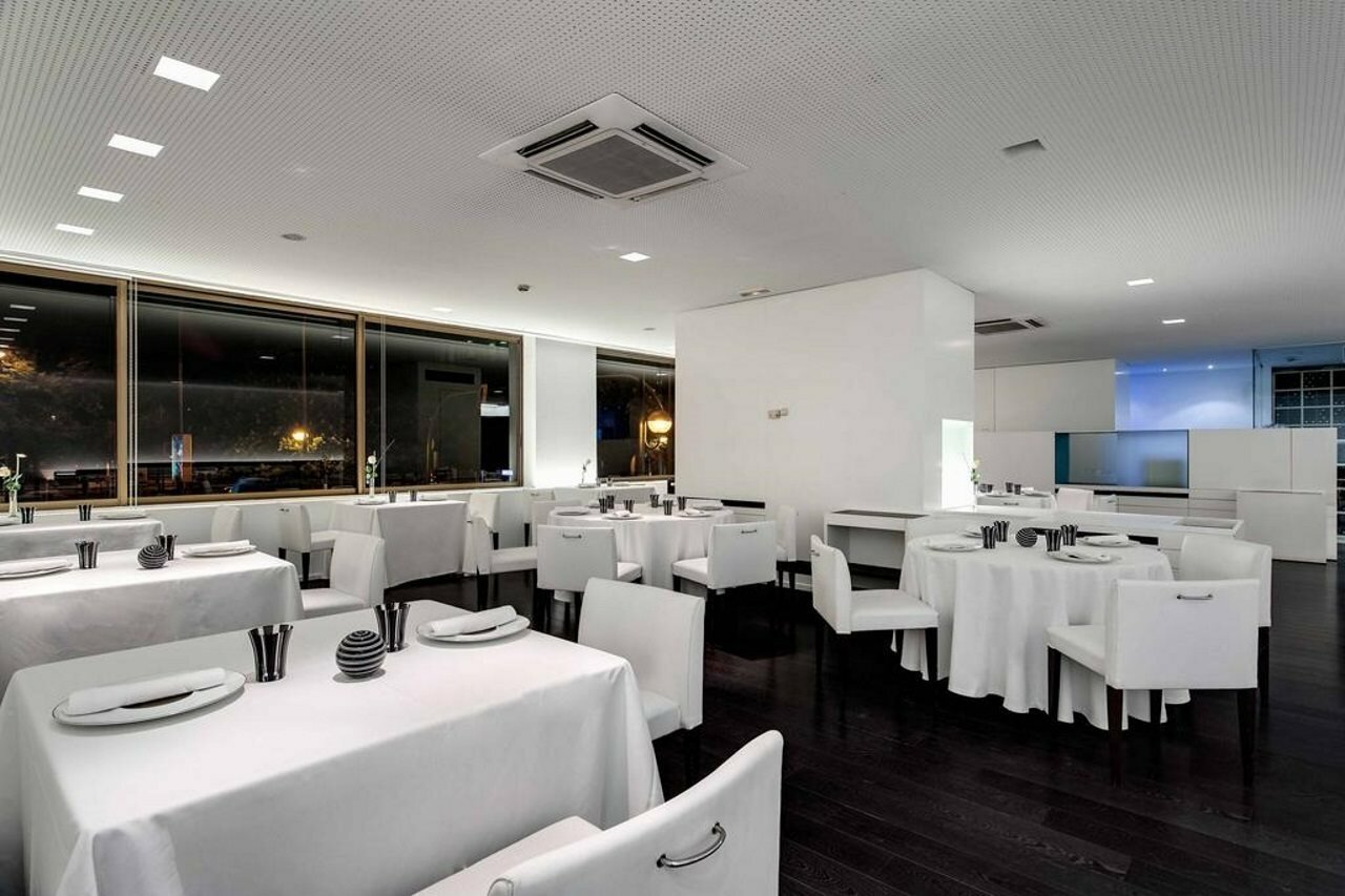 Фото Hotel Miguel Angel