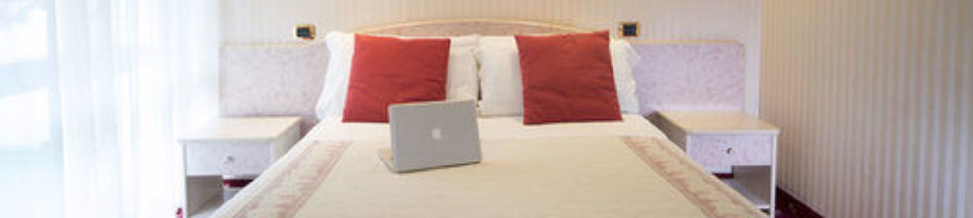 Фото Hotel Royal Plaza