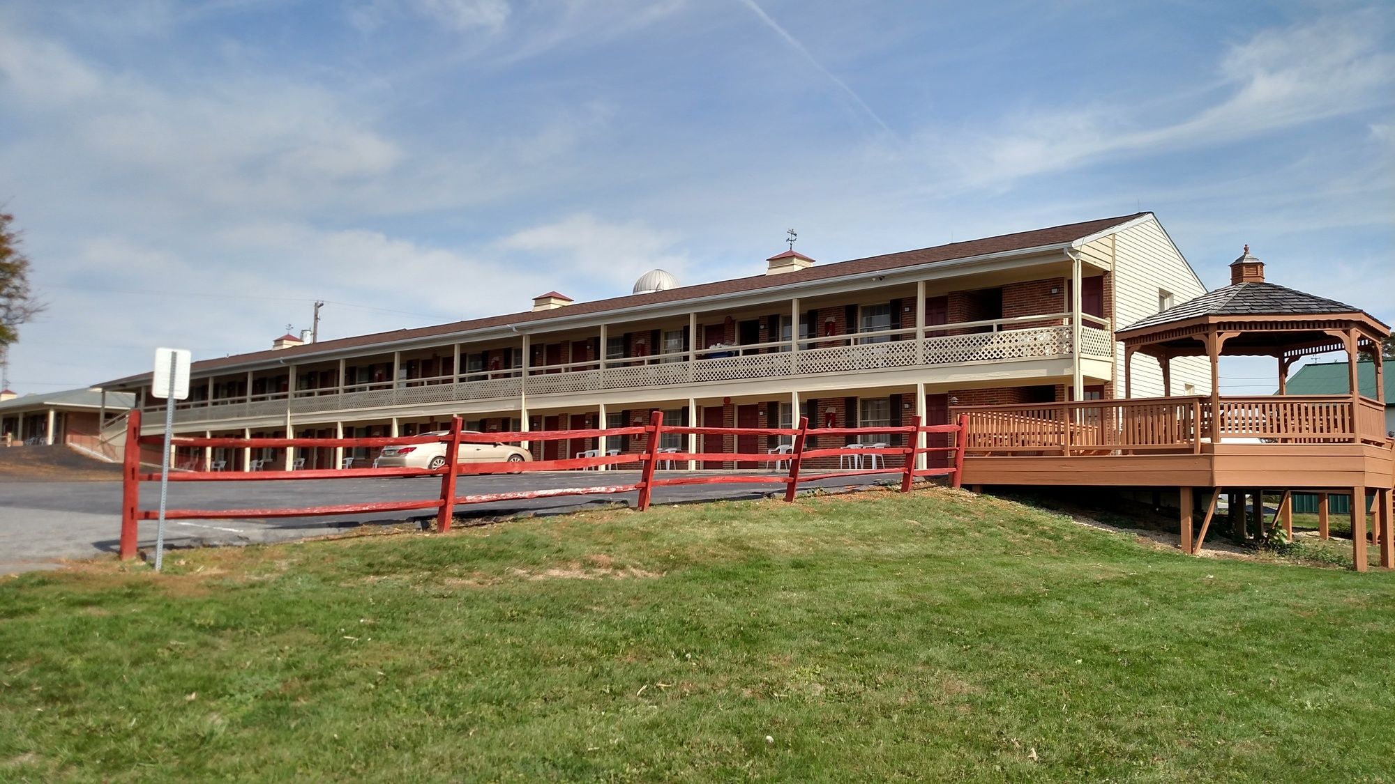 Фото Harvest Drive Family Inn