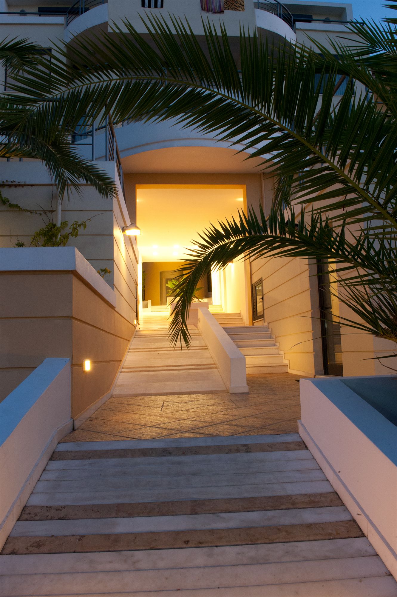 Фото Elizabeth Suites