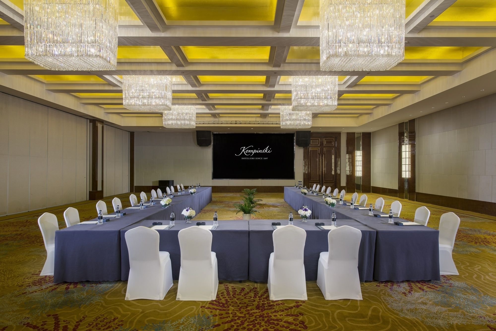 Фото Jw Marriott Hotel Harbin River North