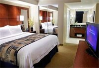 Фото Residence Inn by Marriott Toronto Downtown Entertainment District