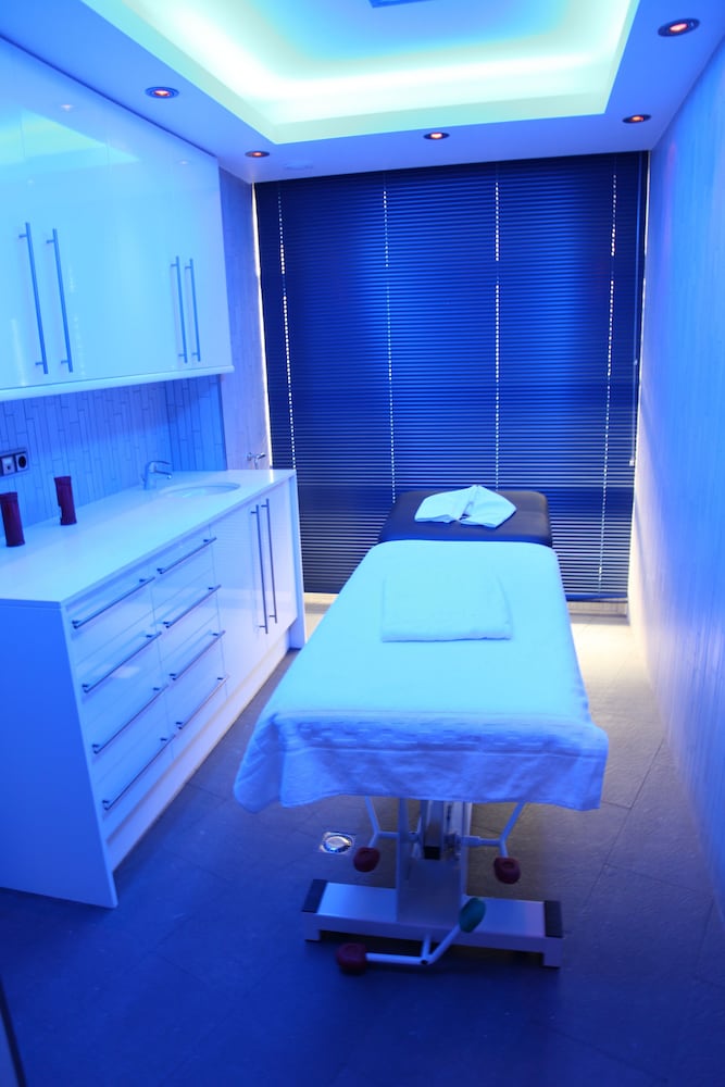 Фото Yomo Centric