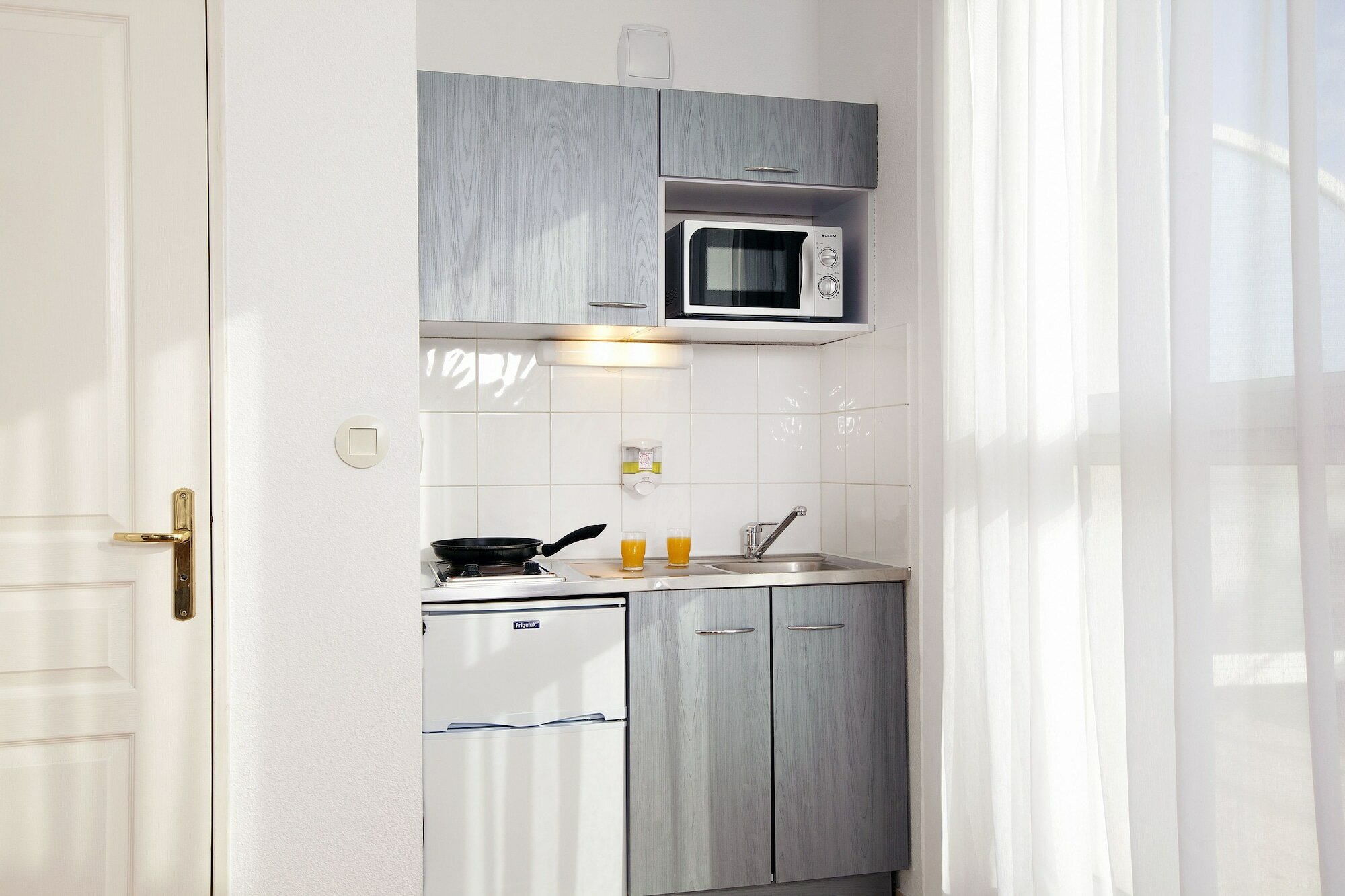 Фото Residhome Appart Hotel Lyon Gerland