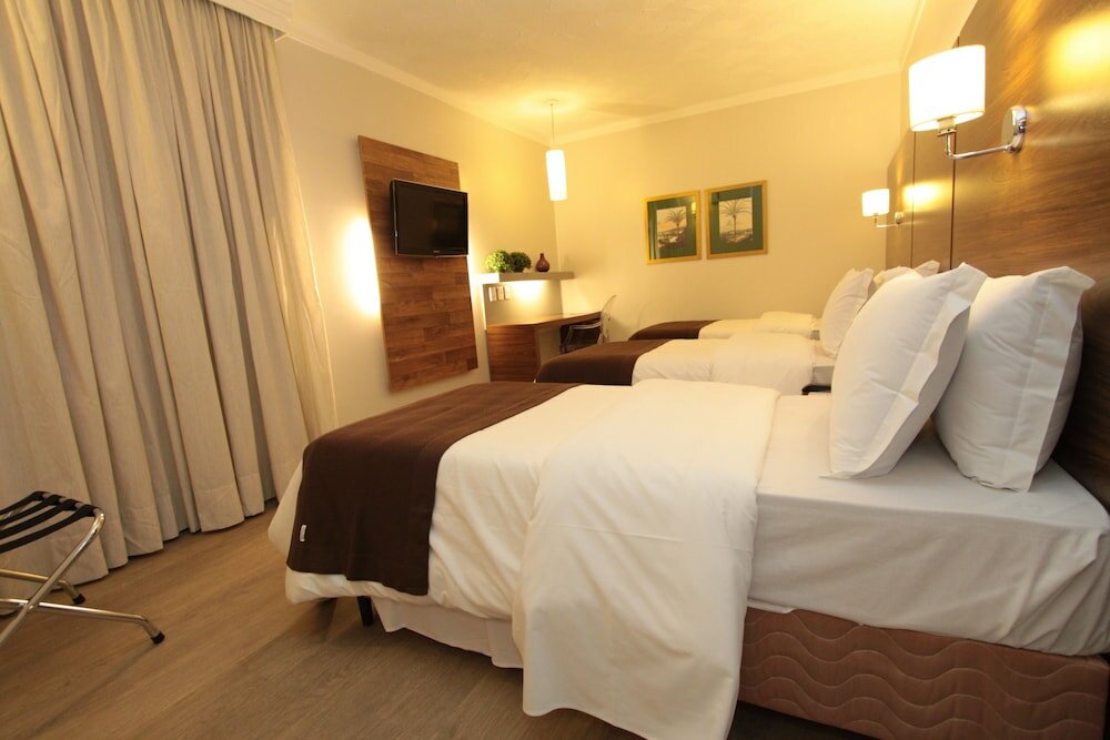 Фото Oasis Tower Hotel