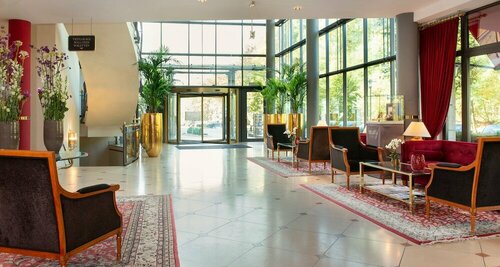Гостиница Victor's Residenz - Hotel Saarbruecken