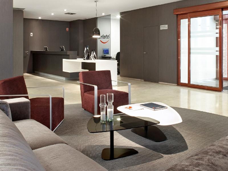 Фото Hotel Ilunion Romareda