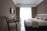 Фото 7 Bidadari Boutique Hotel