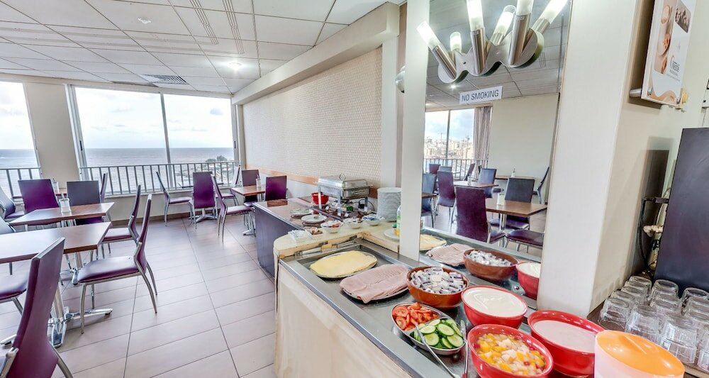 Фото Carlton Hotel