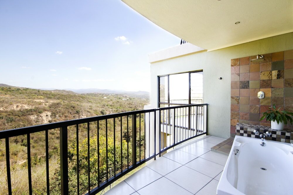 Фото La Roca Guesthouse