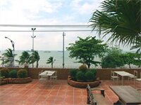 Фото The Red Balcony Inn