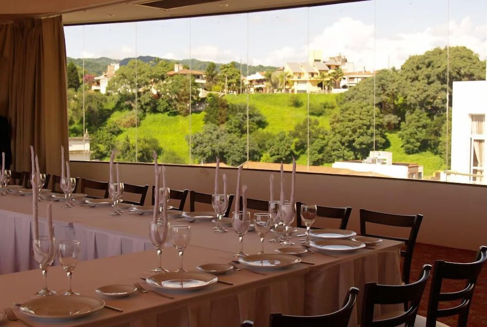 Фото Ohasis Jujuy Hotel & SPA