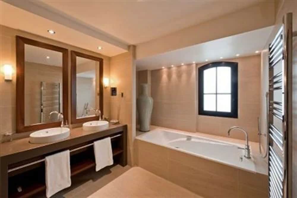 Фото Hôtel Le Nouveau Monde