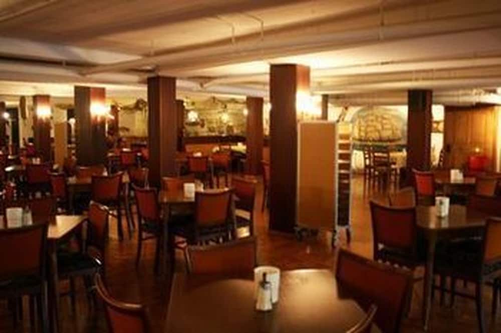 Фото A&O Hamburg Reeperbahn