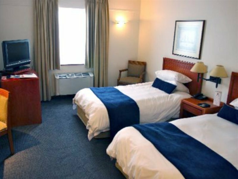 Фото The Portswood Hotel