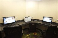 Фото Hampton Inn Beeville