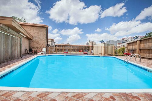 Гостиница Days Inn by Wyndham San Antonio Alamo/Riverwalk в Сан-Антонио