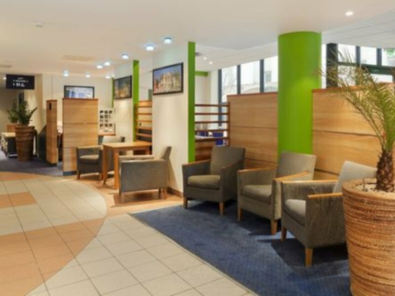 Фото Holiday Inn Express Lille Centre, an Ihg Hotel