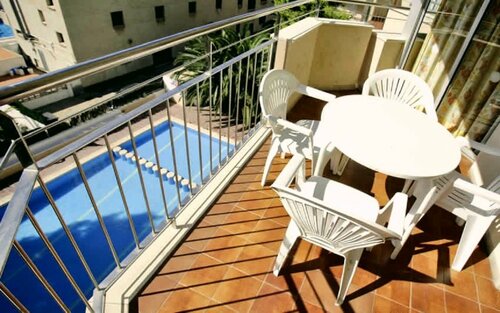 Апартаменты Apartamentos Los Peces Rentalmar в Каталонии