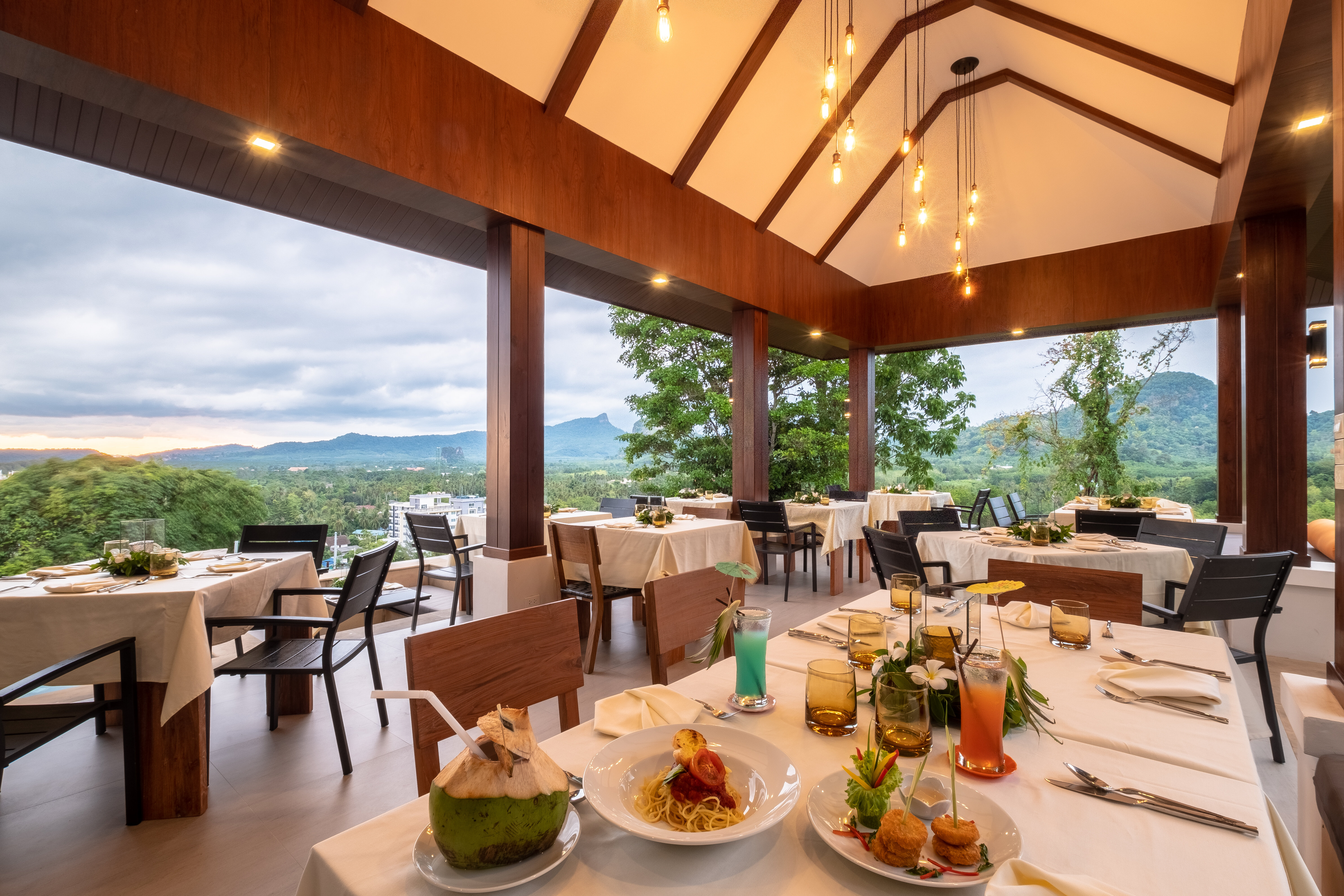 Фото Andakiri Pool Villa