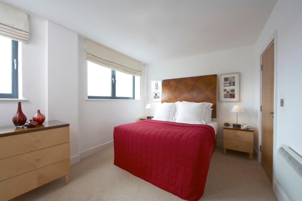 Фото Marlin Apartments Stratford