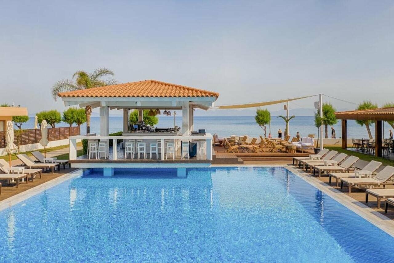 Фото Villa Di Mare Seaside Suites