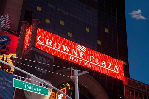 Гостиница Crowne Plaza Times Square в Нью-Йорке