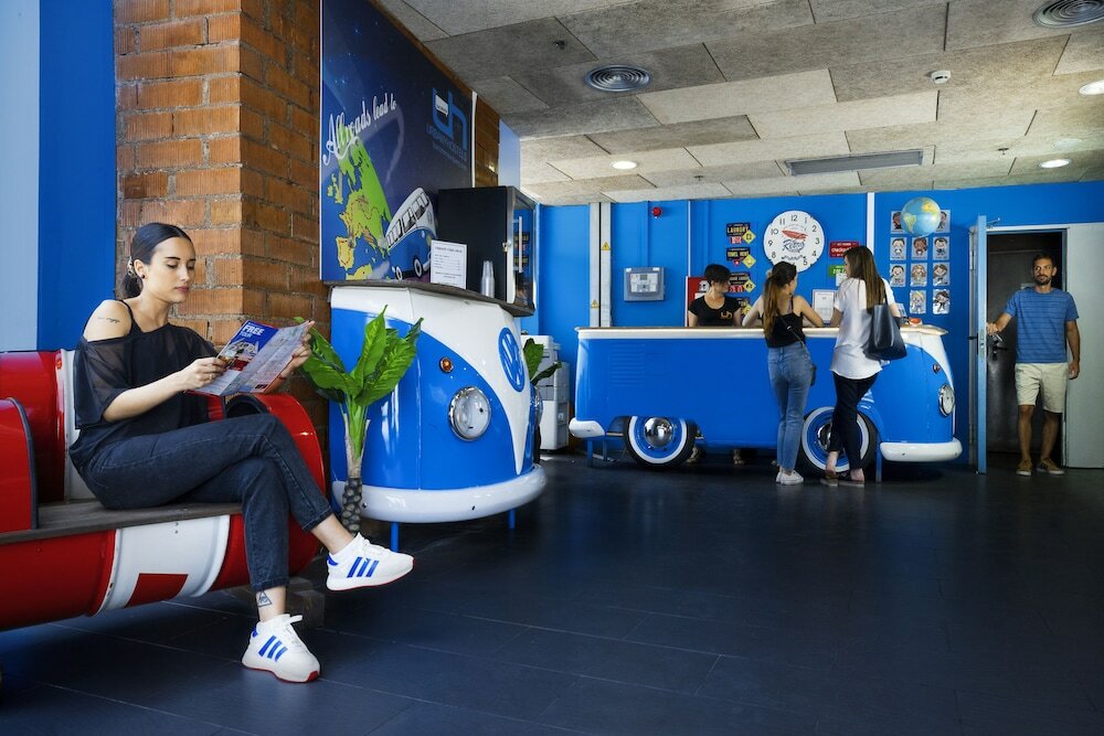 Фото Urbany Hostels Barcelona