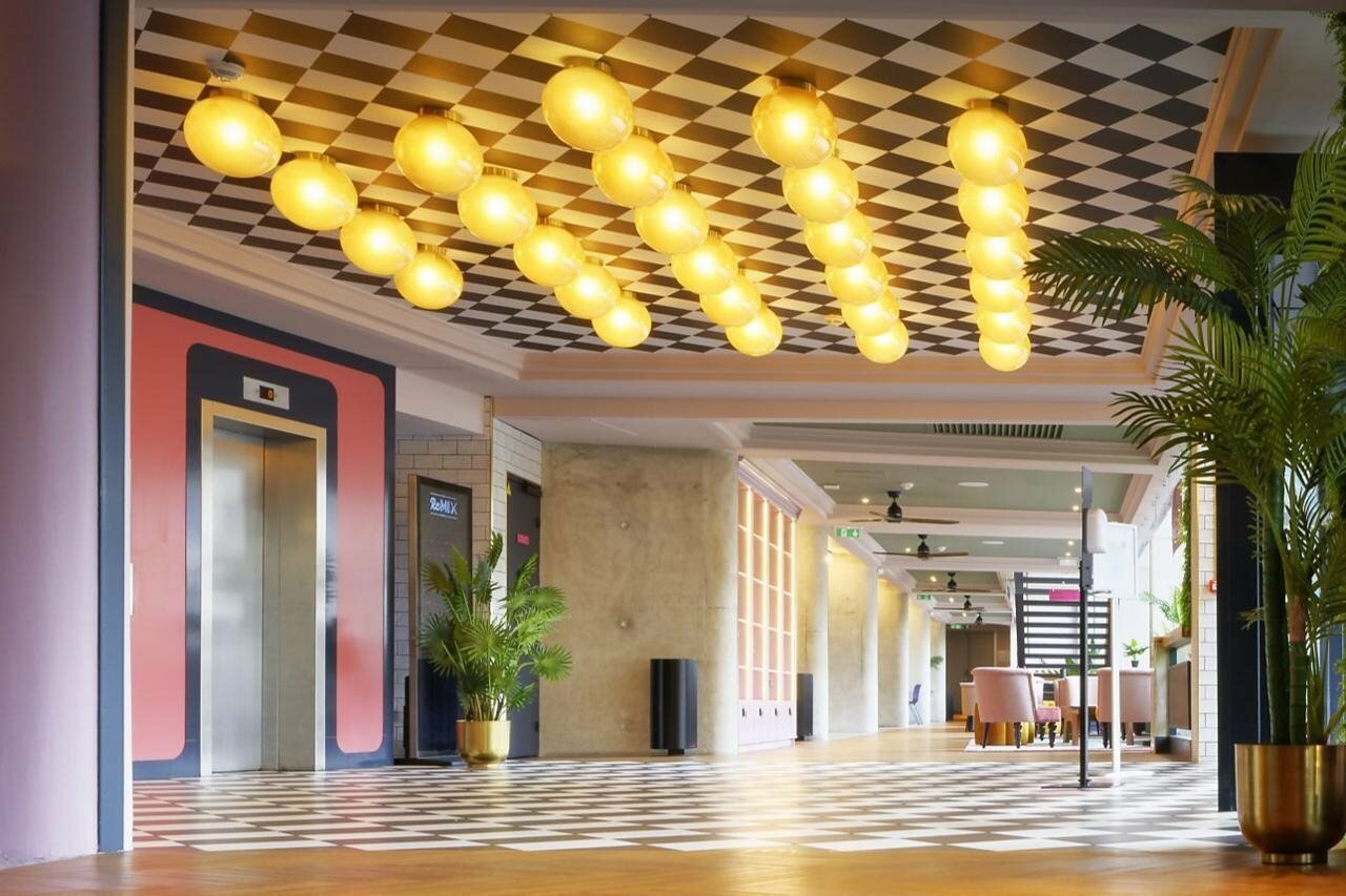 Фото The ReMIX Hotel