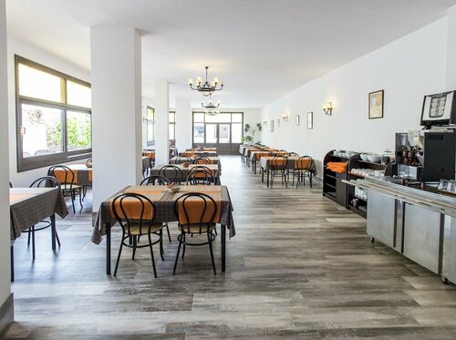 Гостиница Hostal Tarba