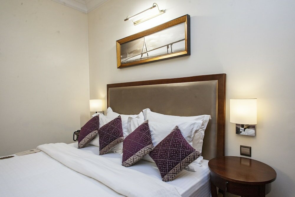 Фото Royal Park Residence Hotel