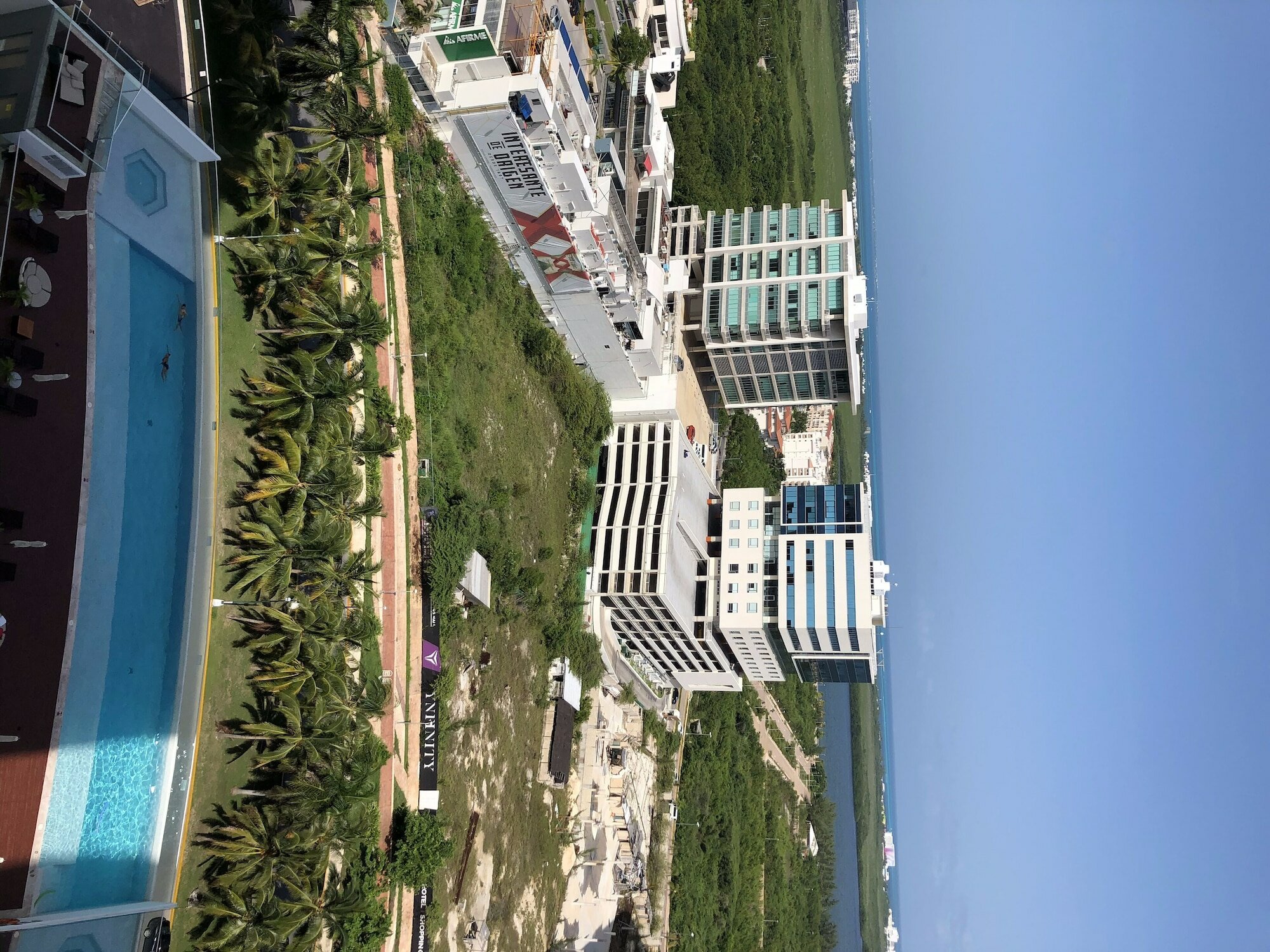 Фото Suites Malecon Cancun Torre Vancouver