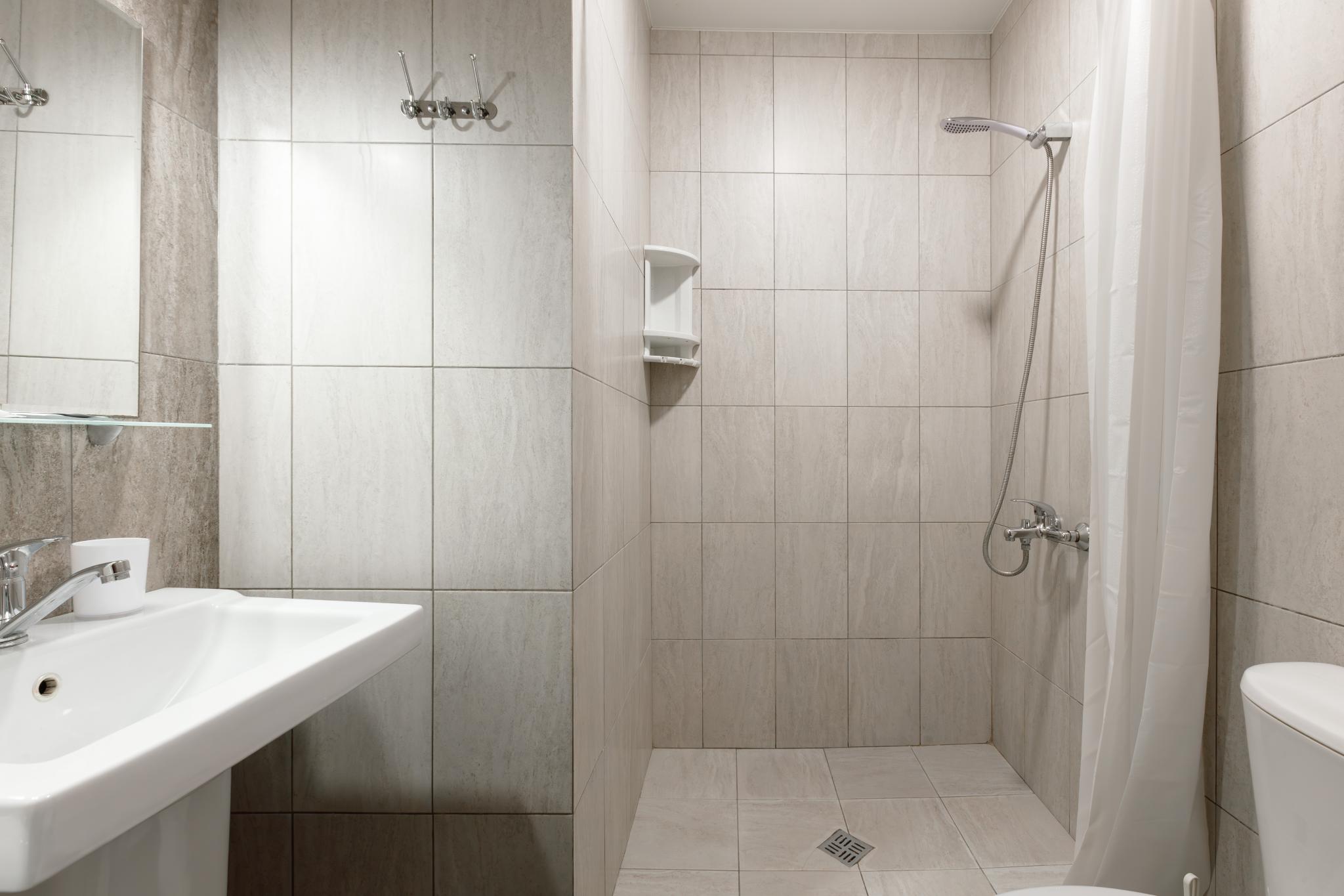 Фото Современник