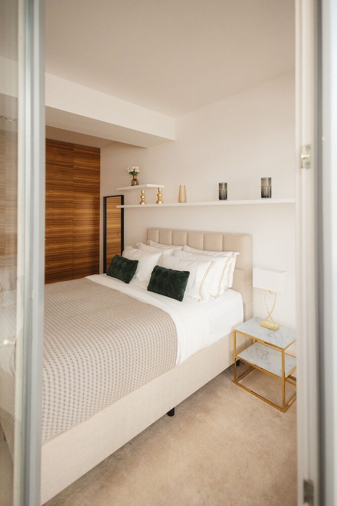 Фото Châtelain III