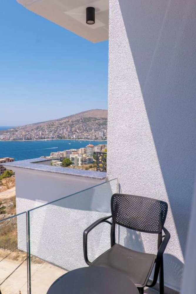 Фото Arrei Hotel