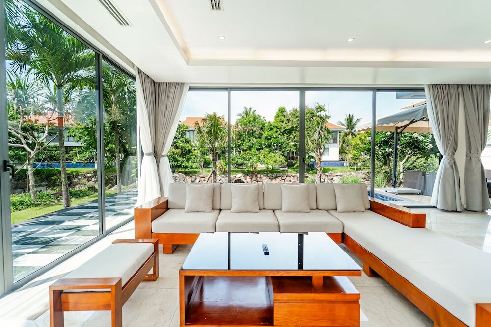 Фото Ocean Luxury Villas by Emblemsea