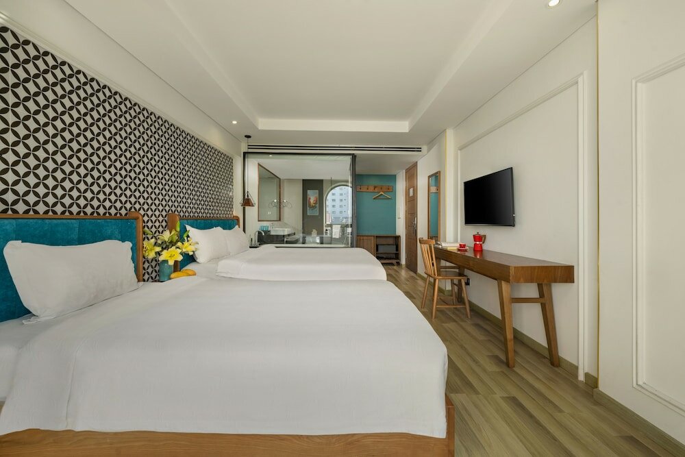 Фото Brilliant Majestic Hotel