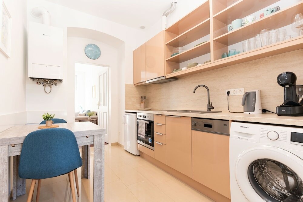 Фото Comfortable Apartments Vienna 1100