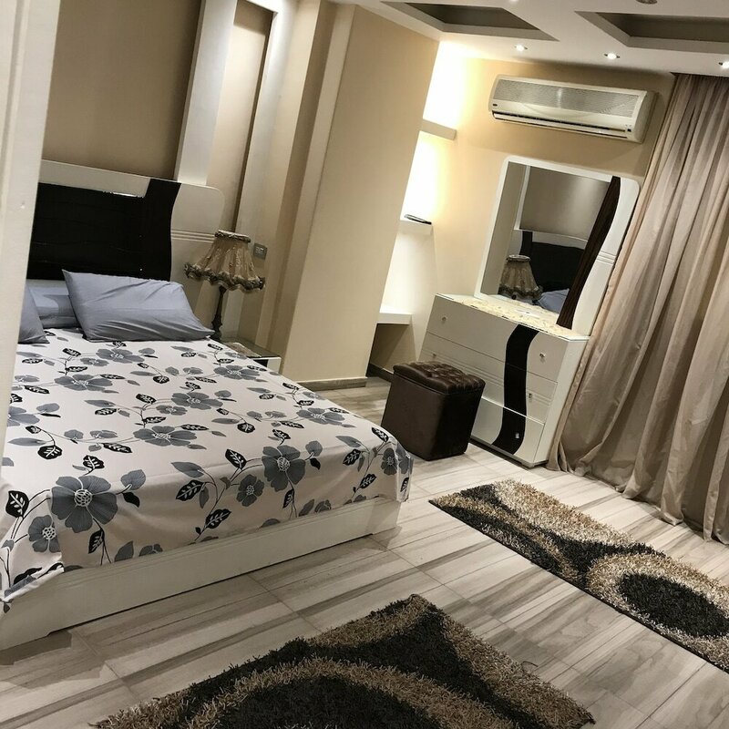 Гостиница Cozy and modern apartment в Гизе