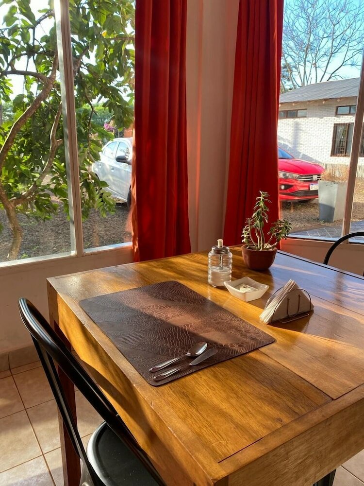 Фото Hotel Escuela Puerto Libertad