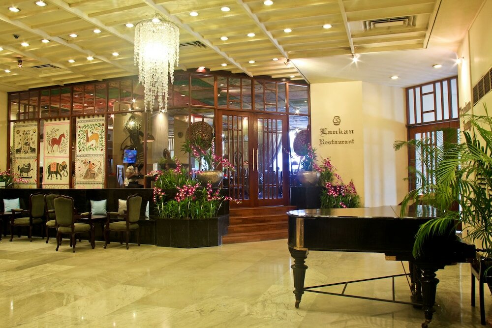 Фото Grand Oriental Hotel